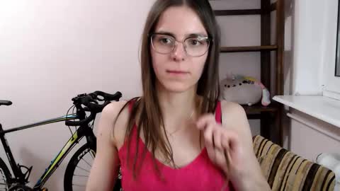 Snapshot of megi_erotic chatting on 12.14.25 Megi online show from 12.14.25