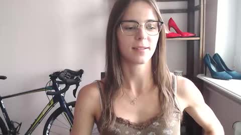 Snapshot of megi_erotic chatting on 03.29.26 Megi online show from 03.29.26