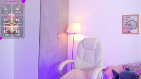 Snapshot of megumi_ann chatting on 03.11.26 Ann online show from 03.11.26