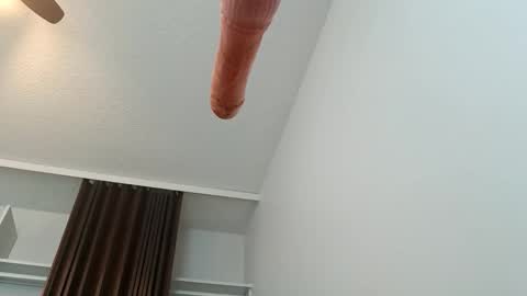 Snapshot of meheriuk68 chatting on 11.30.25 meheriuk68 online show from 11.30.25