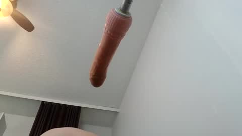 Snapshot of meheriuk68 chatting on 03.19.26 meheriuk68 online show from 03.19.26