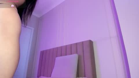 Snapshot of mei_lean chatting on 02.10.26 Mei online show from 02.10.26