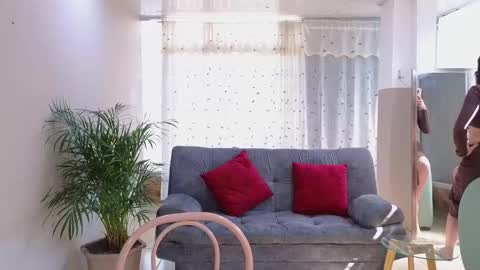 Mei online show from 03.08.25