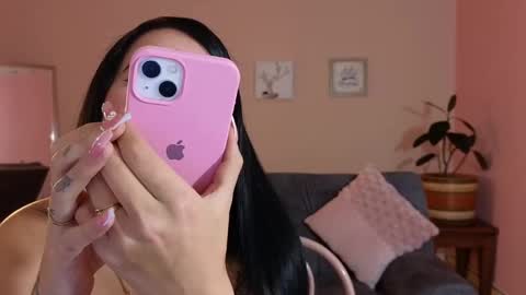 Mei online show from 09.10.25