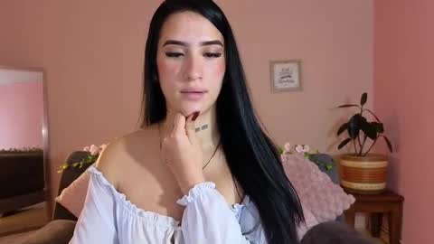 Mei online show from 10.11.25