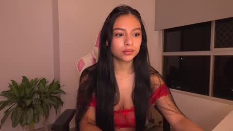 Snapshot of meiis_ chatting on 03.14.26 meiis3 online show from 03.14.26