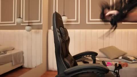 Snapshot of mekari_doll chatting on 11.03.25 Mekari . online show from 11.03.25