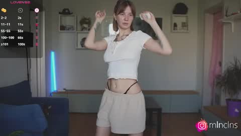 Snapshot of mel_collins chatting on 06.19.26 MELANIE PVT ONLY 60TK PER MIN online show from 06.19.26