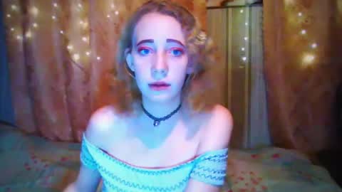 Snapshot of mel_mellie chatting on 12.08.24 Mel Mellie online show from 12.08.24