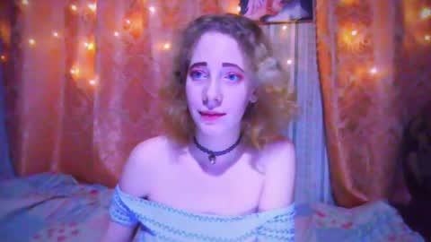 Snapshot of mel_mellie chatting on 12.20.24 Mel Mellie online show from 12.20.24