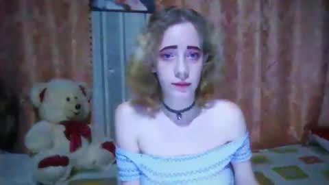 Snapshot of mel_mellie chatting on 12.29.24 Mel Mellie online show from 12.29.24