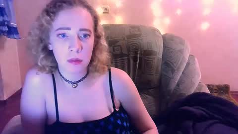 Snapshot of mel_mellie chatting on 01.22.25 Mel Mellie online show from 01.22.25