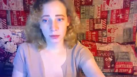 Snapshot of mel_mellie chatting on 03.03.25 Mel Mellie online show from 03.03.25