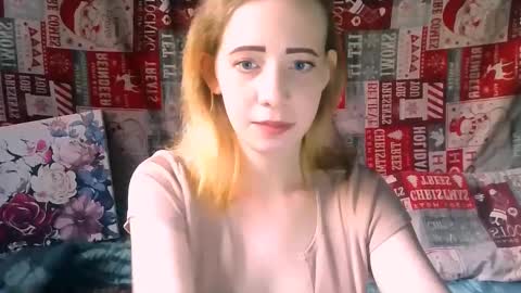 Snapshot of mel_mellie chatting on 03.08.25 Mel Mellie online show from 03.08.25