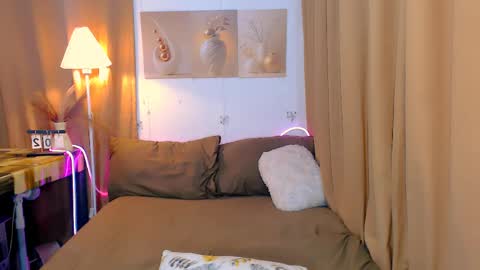 Snapshot of mel_rai14 chatting on 04.03.26 mel_rai14 online show from 04.03.26