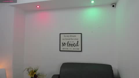 melan_owen online show from 02.08.25