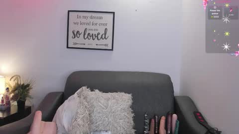 melan_owen online show from 09.10.25