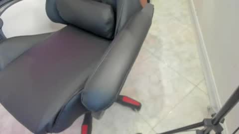 melan_owen online show from 05.08.26
