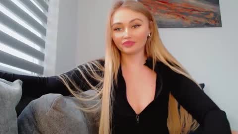 Snapshot of melani_a chatting on 02.13.26 Melania online show from 02.13.26