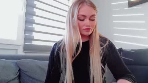 Snapshot of melani_a chatting on 02.22.26 Melania online show from 02.22.26