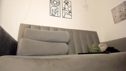 melani greyy online show from 12.10.24