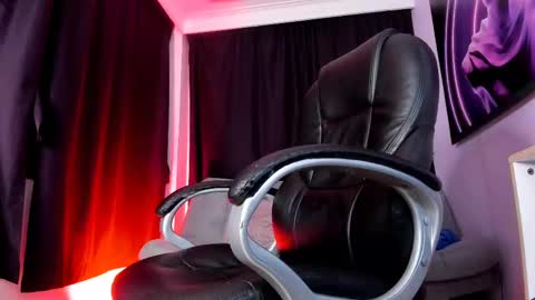 melani greyy online show from 02.13.25