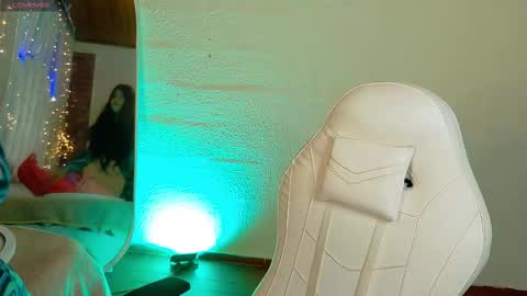 Melani sunny online show from 11.20.25