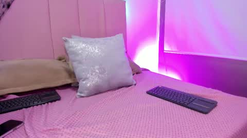 MELANI - online show from 11.01.25