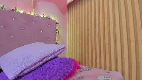 melanie__evans online show from 04.25.26