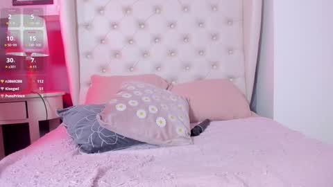 Snapshot of melanie__hills chatting on 01.25.25 Melanie online show from 01.25.25