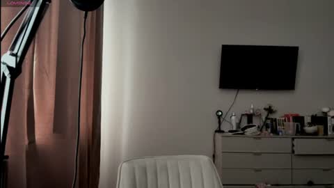 Snapshot of melanie__murr chatting on 06.15.26 melanie__murr online show from 06.15.26