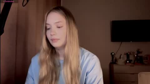 Snapshot of melanie__murr chatting on 06.16.26 melanie__murr online show from 06.16.26