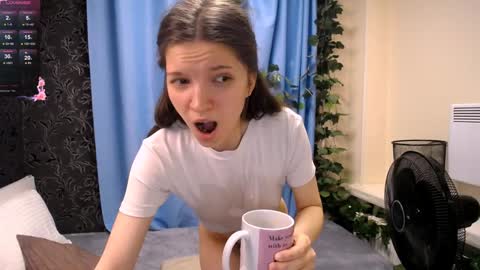 Snapshot of melanie_grant chatting on 01.11.25 Melanie online show from 01.11.25