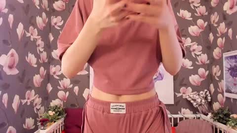 Snapshot of melanie_grant chatting on 02.19.25 Melanie online show from 02.19.25