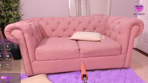 Snapshot of melanie_milleer chatting on 12.27.24 Melanie Miller online show from 12.27.24