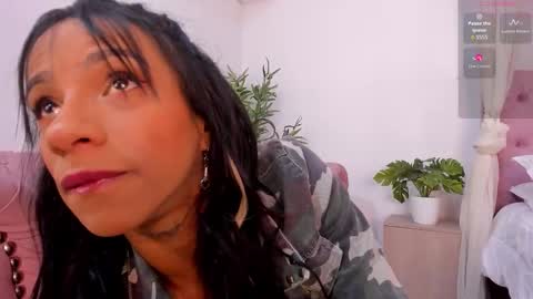 Snapshot of melanie_milleer chatting on 10.20.25 Melanie Miller online show from 10.20.25