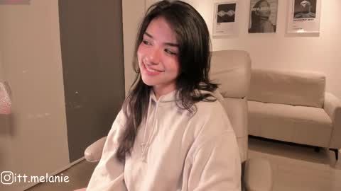 Melanie online show from 05.12.26