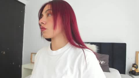 Melanie roux  online show from 07.24.26
