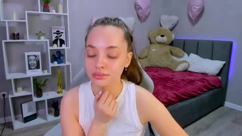 MelanieAlves online show from 03.22.26