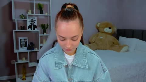 MelanieAlves online show from 04.26.26