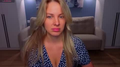 Melanie Bennett online show from 06.18.26