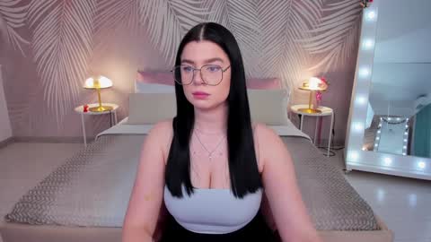 Melanie online show from 01.16.25