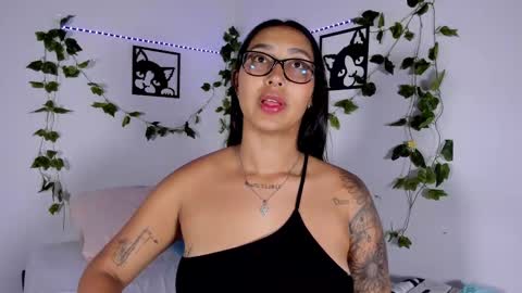 Melanie online show from 09.29.25