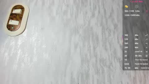 Snapshot of melanierioss_ chatting on 06.20.26 online show from 06.20.26