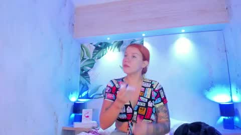 Melanie Roux online show from 04.23.26