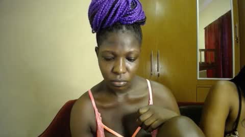 Snapshot of melanin_bae chatting on 11.11.25 Baby online show from 11.11.25