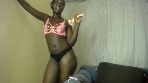 Snapshot of melanin_bae chatting on 11.27.25 Baby online show from 11.27.25