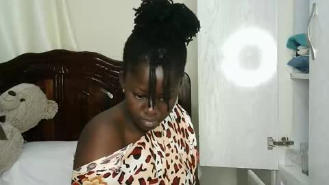 melanin_juicey8 online show from 05.18.26