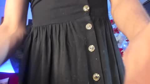 melannia_hills online show from 01.08.25