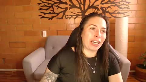 Melanny online show from 11.25.25